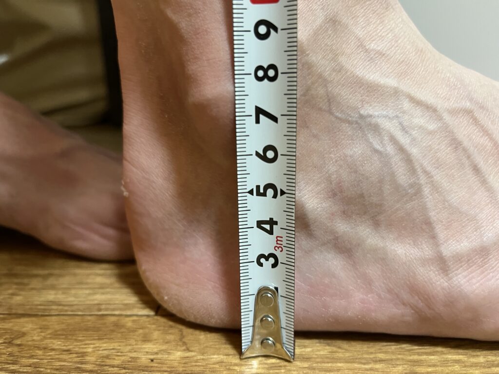 地面からくるぶしまでの長さ